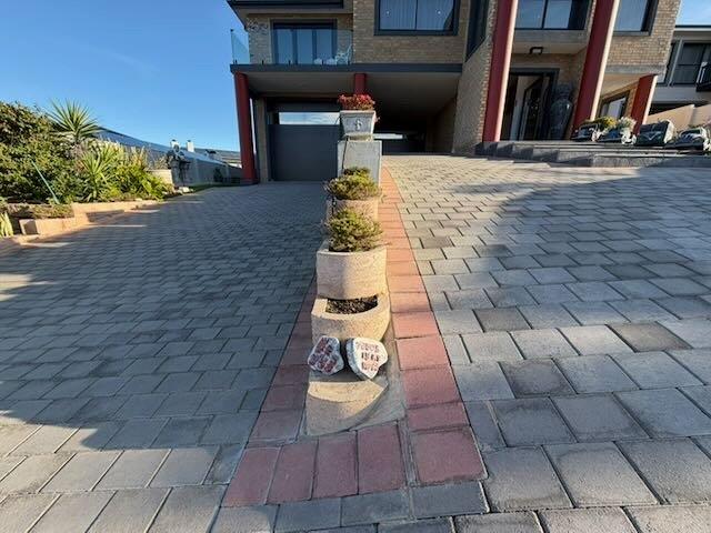 4 Bedroom Property for Sale in Monte Christo Western Cape